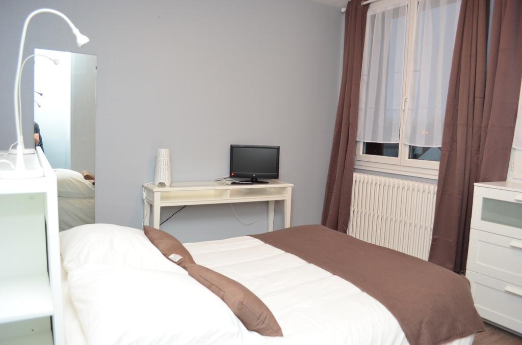 Auberge Du Lac Otel Marcilly-sur-Tille Dış mekan fotoğraf